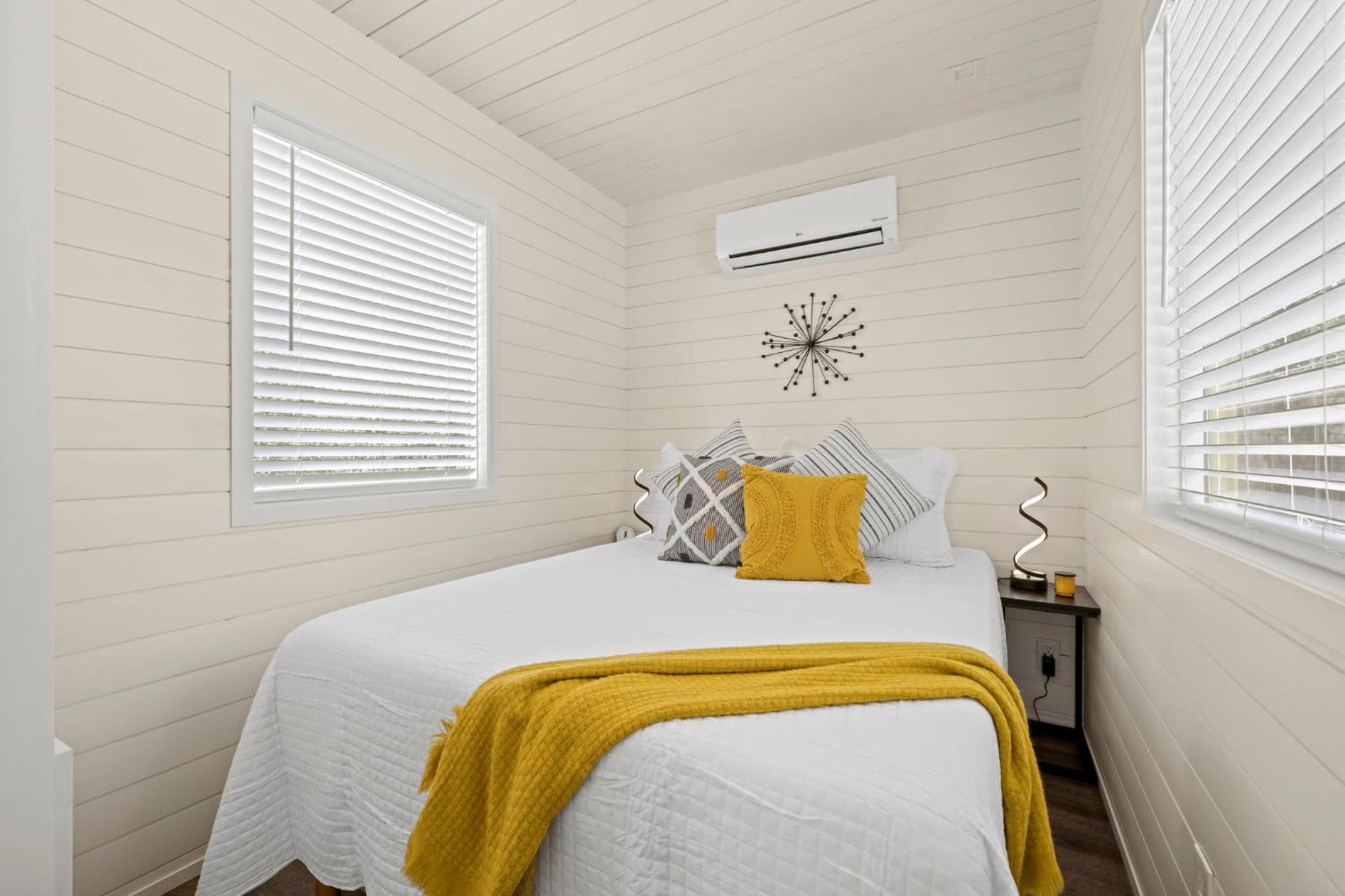 New The Yellow Beacon-Luxury Shipping Container فريدريكسبيرغ المظهر الخارجي الصورة
