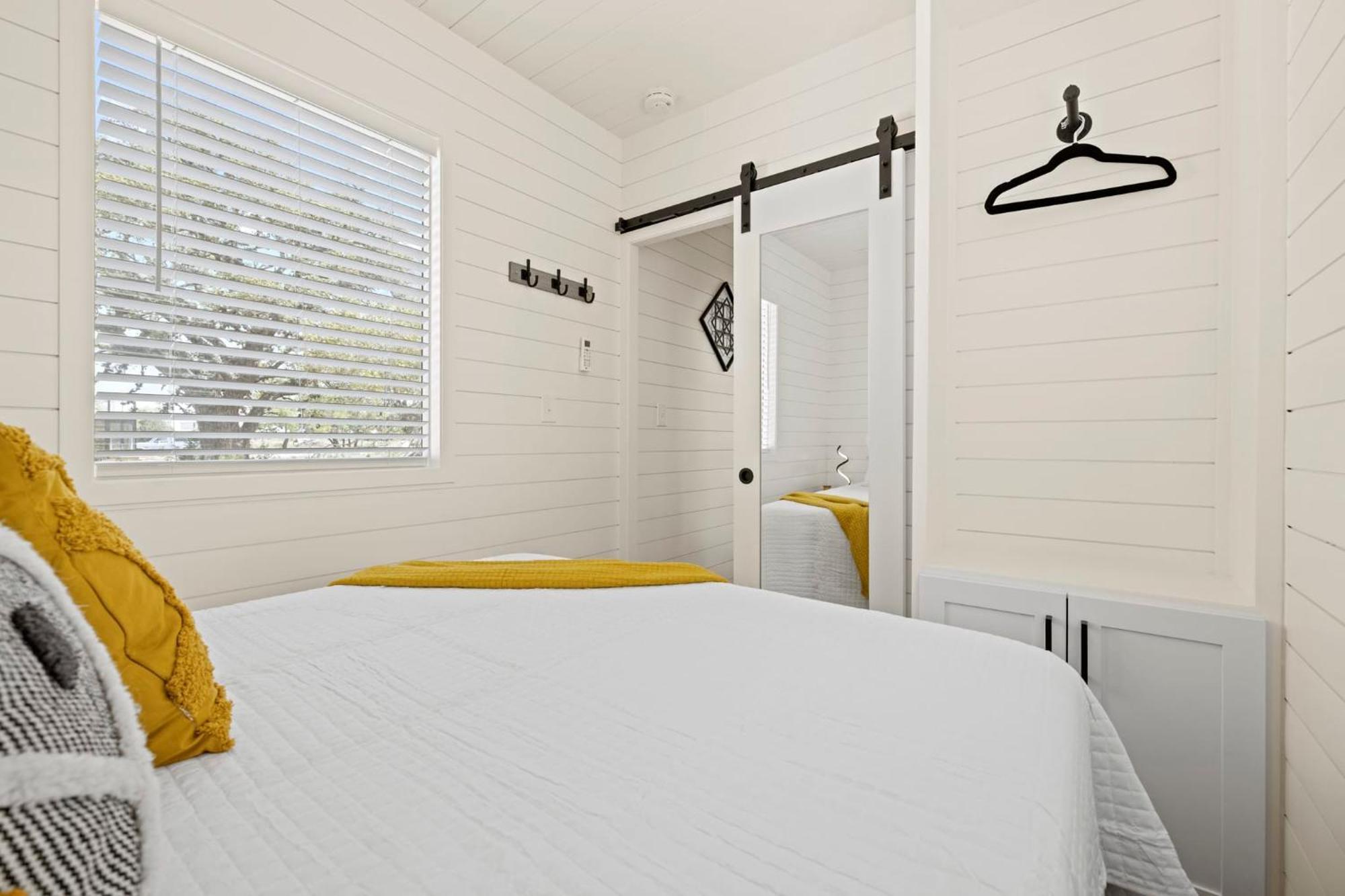 New The Yellow Beacon-Luxury Shipping Container فريدريكسبيرغ المظهر الخارجي الصورة